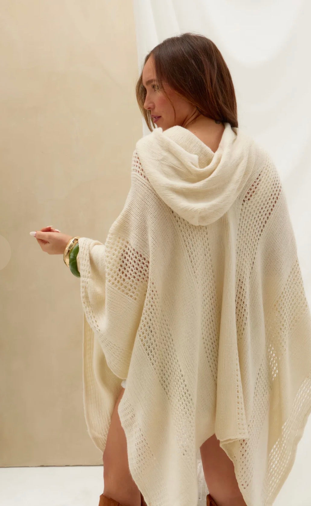 Poncho con capucha